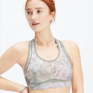 FABLETICS Belle High Impact Sports Bra medium